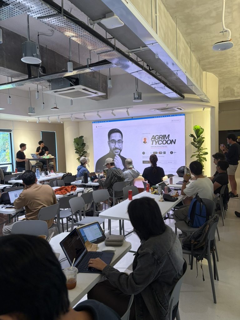 Demo presentation on the big screen at the hackathon